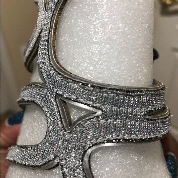 Silver Glitter heels - Picture 6 of 12